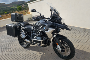 Bmw r1250gs triple black full
