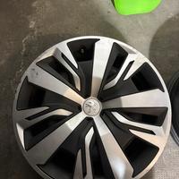 Cerchi e copricerchi peugoet 208