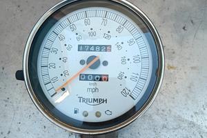 Contakm Triumph Speedmaster 900