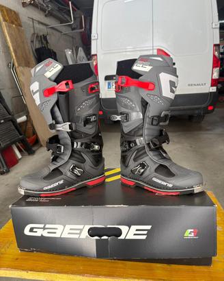 Stivali GAERNE SG-22