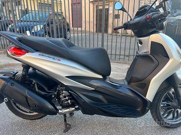 Beverly 300 s. Nuovo!!