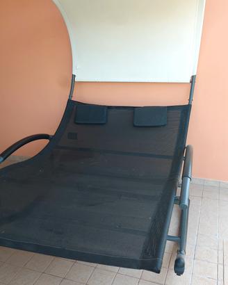lettino dondolo con tettuccio