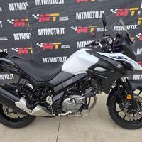 SUZUKI V-Strom 650 .