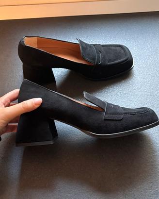 GUJA Milano - Tacchi Mocassini in Camoscio Nero 38