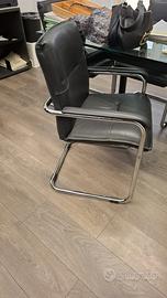 Sei sedie stile Le Corbusier