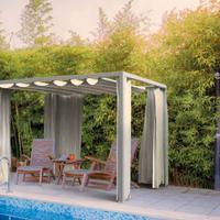 Pergola con tetto scorrevole a telo lasco