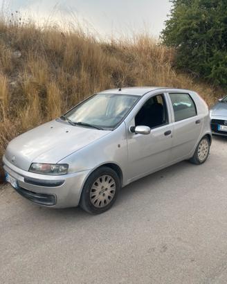 FIAT PUNTO 1.9 DIESEL 85 CV – €1.100 TRATTABILI