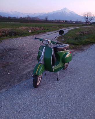 vespa 50 special