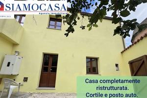 Casa di 115 mq, ristrutturata, con posto auto