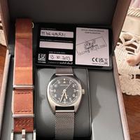 Hamilton khaki aviation pilot pioneer mechanical