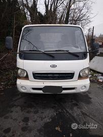KIA K2500 2.5TDI AUTOCARRO 2003 RICAMBI USATI