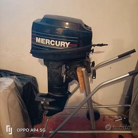 motore fuoribordo  Mercury 8 con supporto motore 