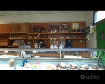 Zona centro, Locale commerciale - Villasor