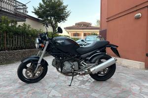 Ducati Monster 400 Dark SD