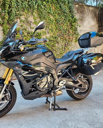 Bmw s1000xr 17-19 triple black 