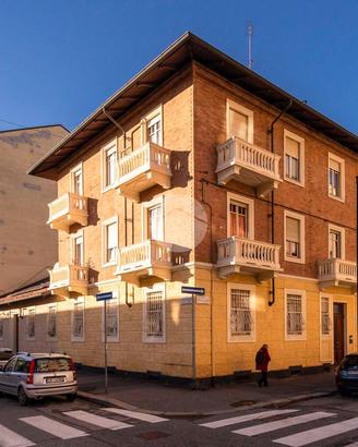 4 LOCALI A TORINO