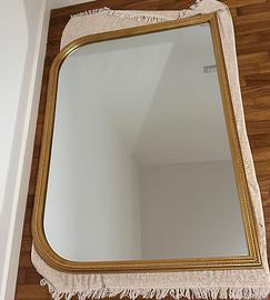 Specchio grande stile classico con cornice dorata