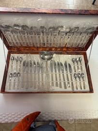 Servizio posate da 12 SCIOLA con oro zecchino