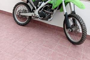 Suzuki Valenti RM-Z 250 - 2004