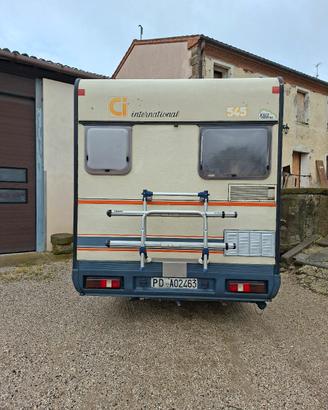 Ford  transit  CI
