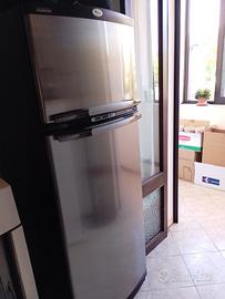 maxi frigorifero Whirlpool 