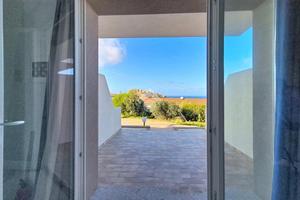 3 LOCALI A CASTELSARDO