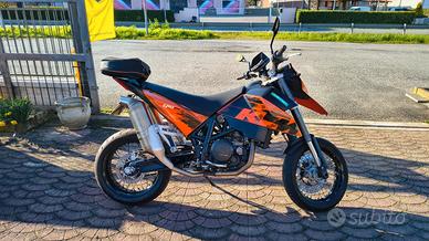 Ktm 690 Supermoto