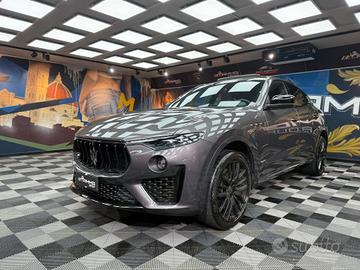 Maserati Levante V6 430 CV S AWD Granlusso (218)