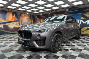 Maserati Levante V6 430 CV S AWD Granlusso (218)