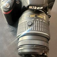 Nikon D3200 + 18 - 55 mm VR - Reflex