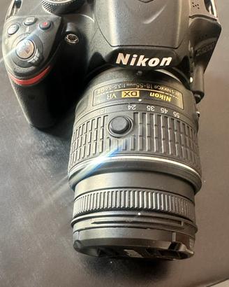 Nikon D3200 + 18 - 55 mm VR - Reflex