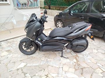 Yamaha X-Max 125 Iron Max - 2019 27.000 KM