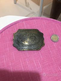 Fibbie Country in metallo