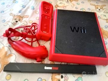 Wii con 4 giochi e accessori