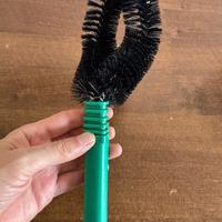 Spazzola per la pulizia auto sotto passaruota