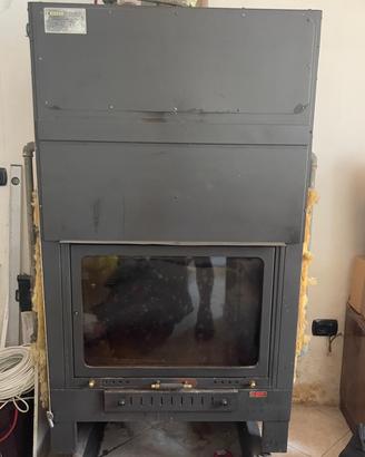 Termocamino Vibrok a legna 33,4 kW