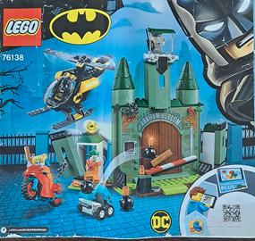 LEGO 76138 Batman Arkham Asylum