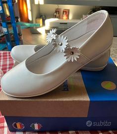 Scarpe ballerine bianche da bambina