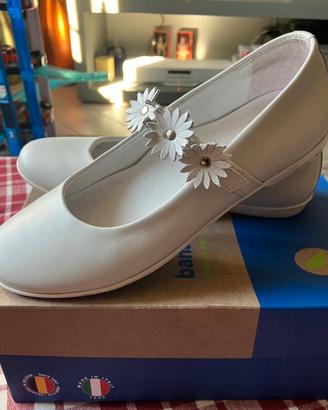 Scarpe ballerine bianche da bambina