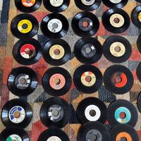 73 dischi vinile 45 giri