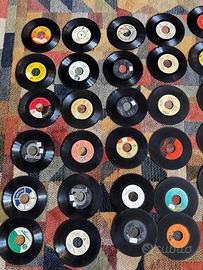 73 dischi vinile 45 giri