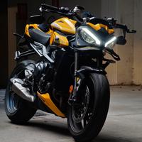 Triumph street triple RS 2025