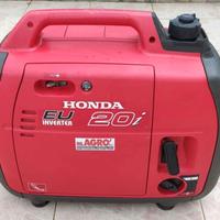 Generatore HONDA EU 20i come nuovo