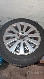 Cerchi 16 pollici con pneumatici