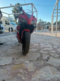 Yamaha yzf r125