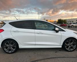 Ford fiesta st-Line anno 2019 per neopatentati