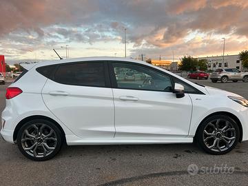 Ford fiesta st-Line anno 2019 per neopatentati