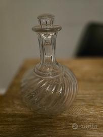 decanter vintage in vetro 