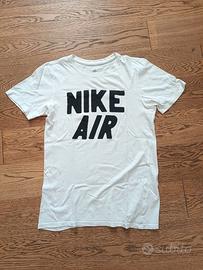 T shirt Nike bambino taglia XS