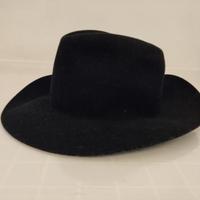 Cappello nero 